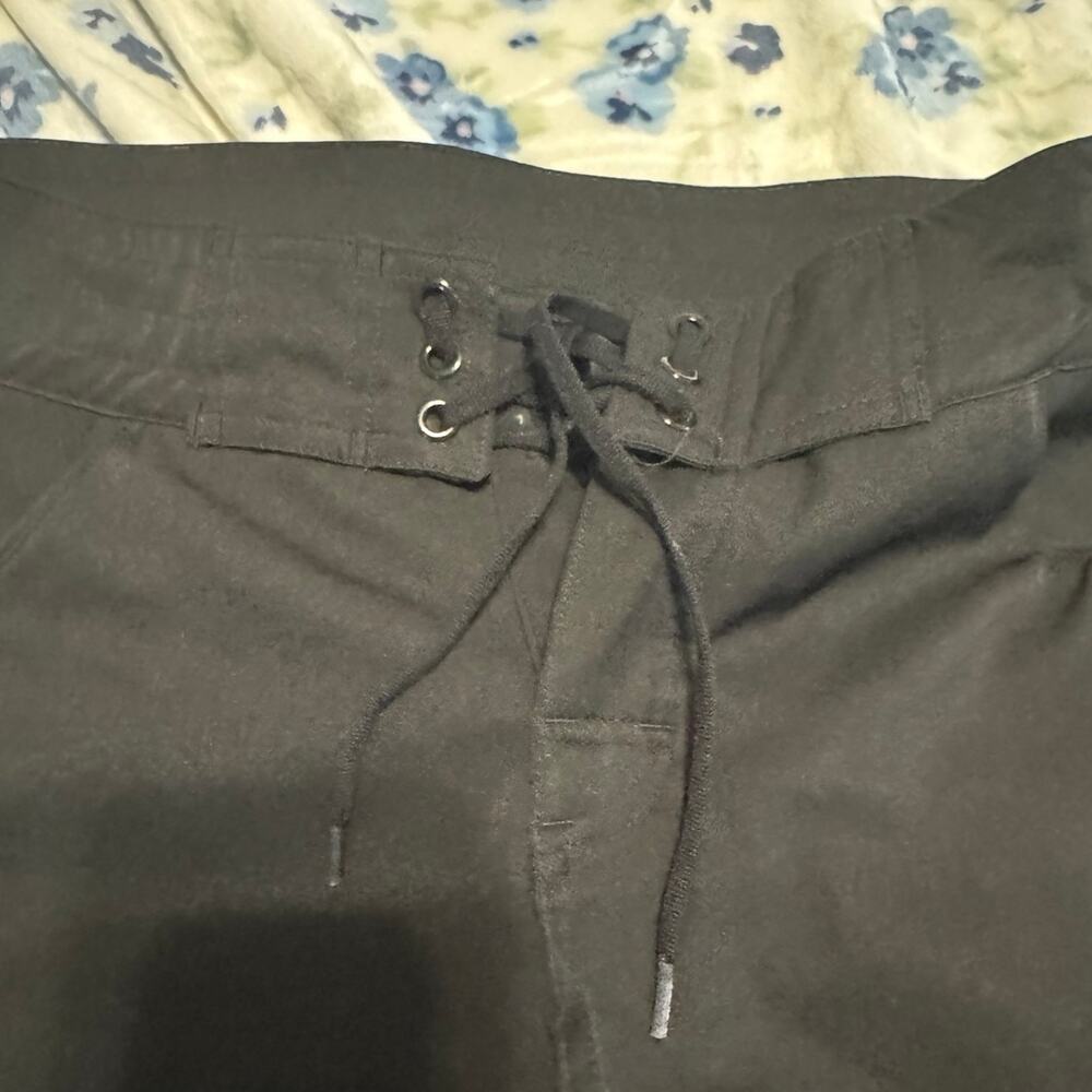 Black shorts Size 5 ❤️ - Picture 5 of 6